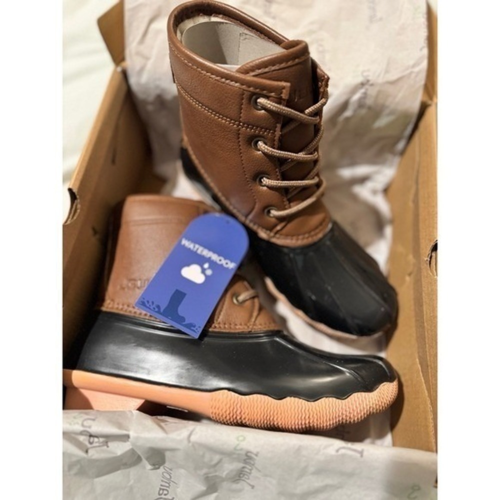 JBU Kids Unisex Maplewood Casual Duck Boots Size 4